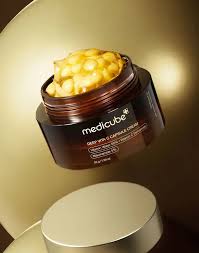 MEDICUBE DEEP VITA C CAPSULE CREAM 55 G